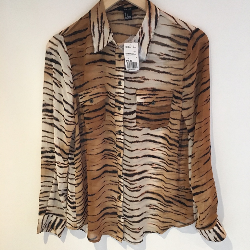 NWT Tiger Print Blouse